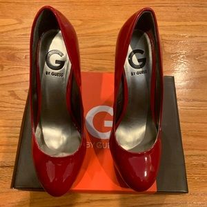 G by Guess Red pumps